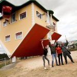 upside down house colombia